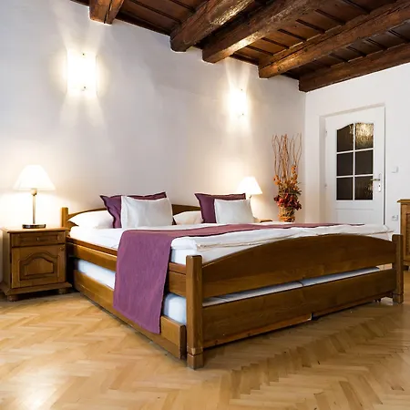 Orea Arigone Ξενοδοχείο Όλομουτς